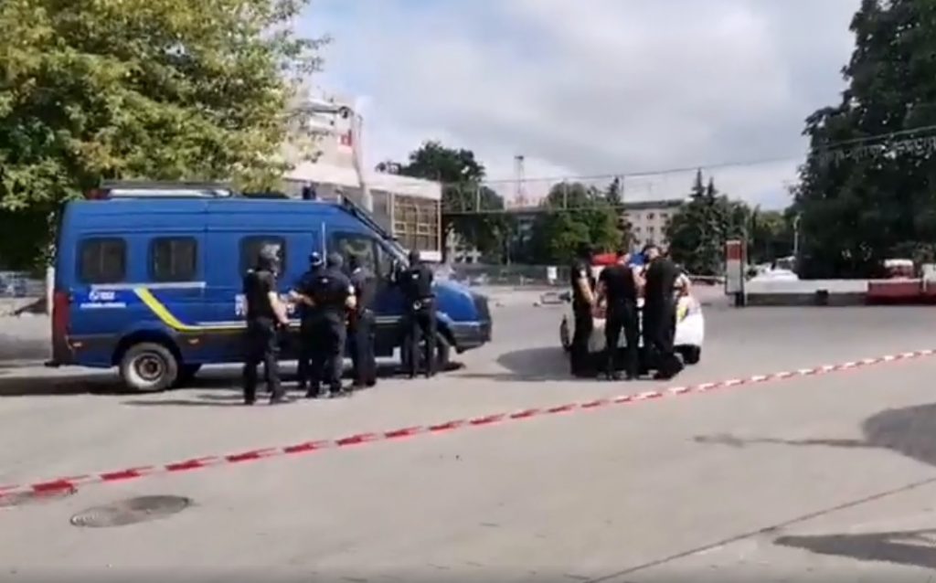 Терорист, що захопив заручників у центрі Луцька, лікувався в психіатрії